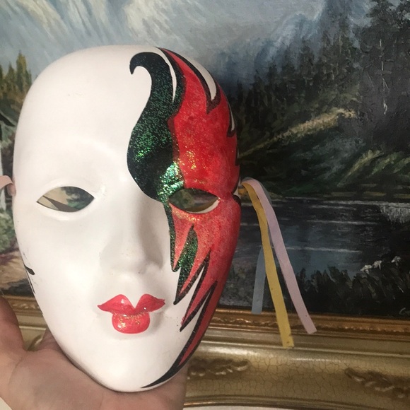 Rare Vintage Hand Painted Porcelain Mask‼️Final Price Drop - Picture 5 of 16